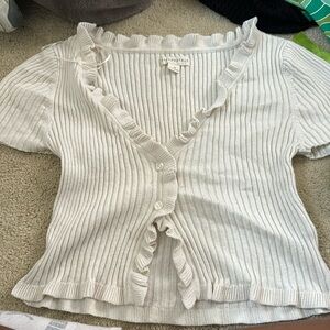 white cotton button up crop